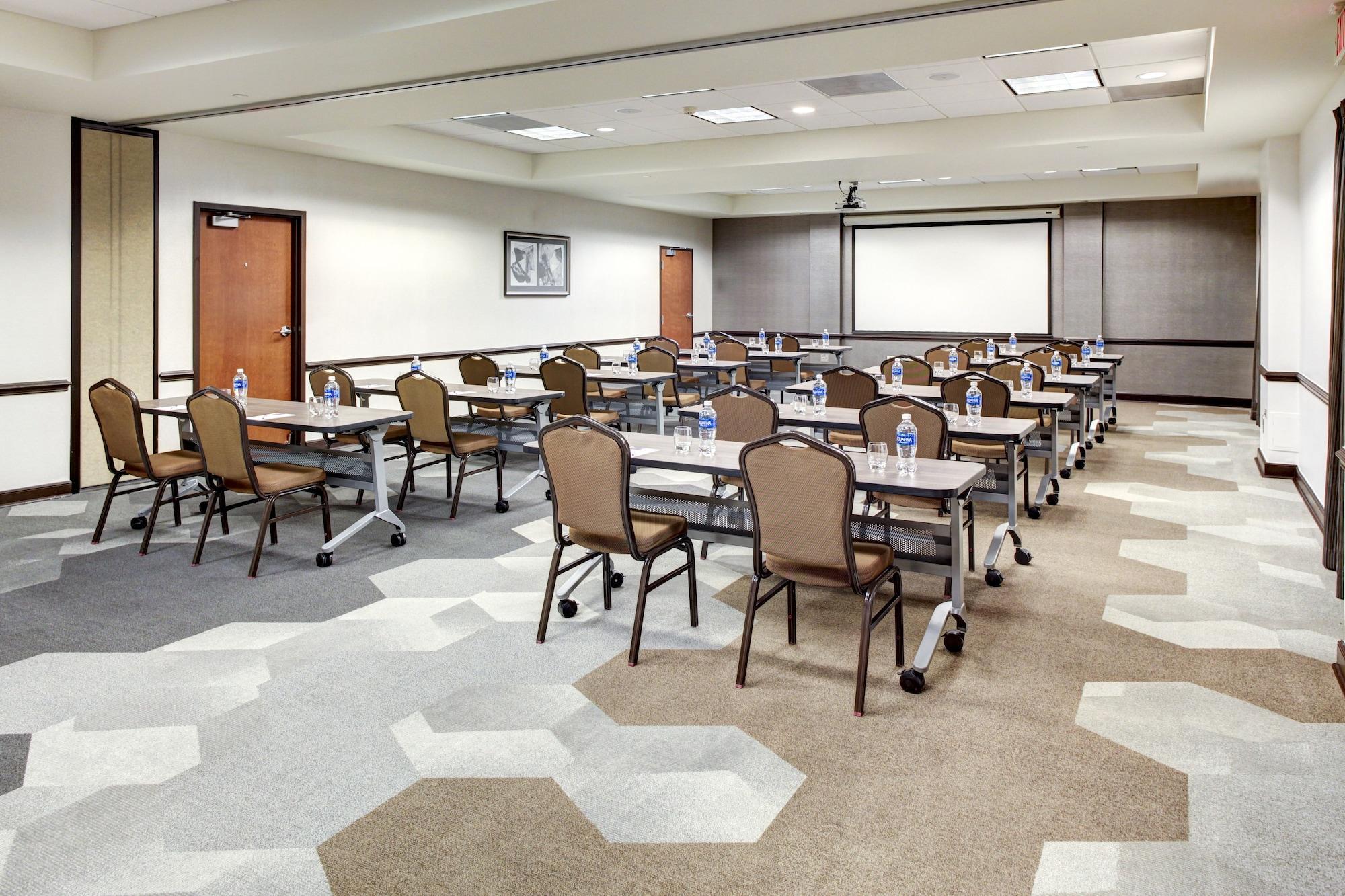 Hyatt Place Fort Worth-Alliance Town Center エクステリア 写真