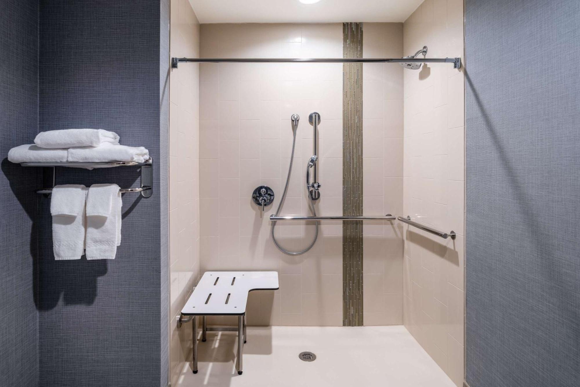 Hyatt Place Fort Worth-Alliance Town Center エクステリア 写真
